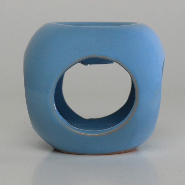 Perfume diffuser with rounded perforated circle shape - Image 2